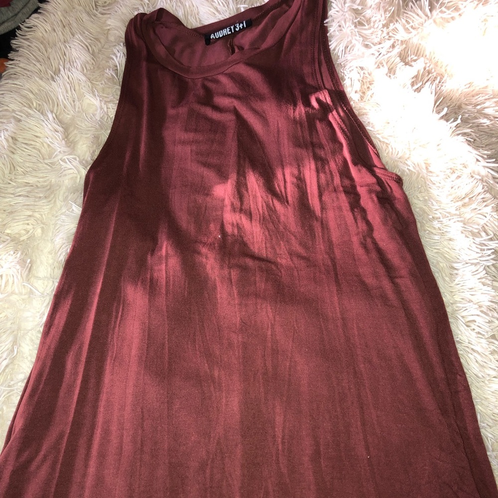 Flowy Tank